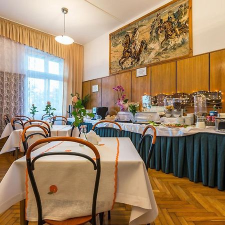 Savoy Wroclaw Hostel Екстериор снимка