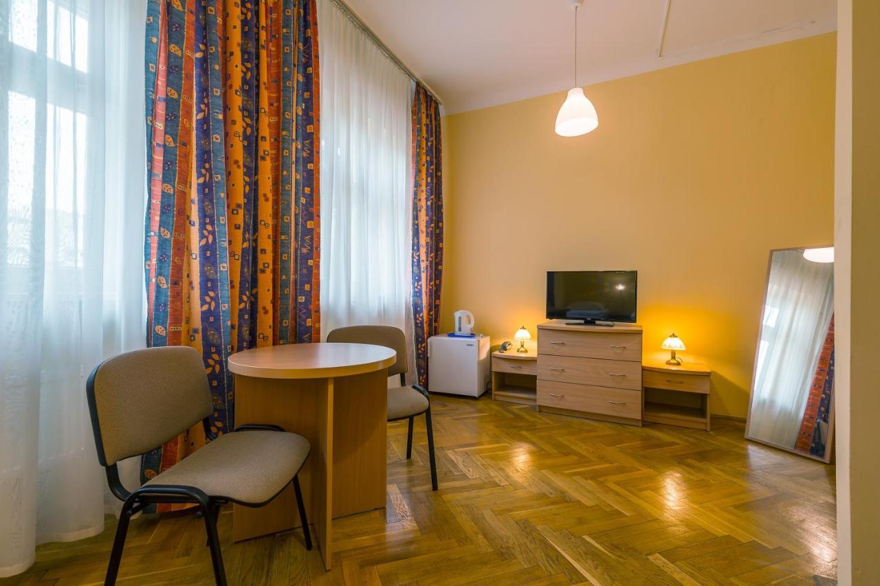 Savoy Wroclaw Hostel Екстериор снимка