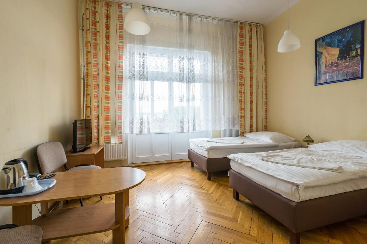 Savoy Wroclaw Hostel Екстериор снимка