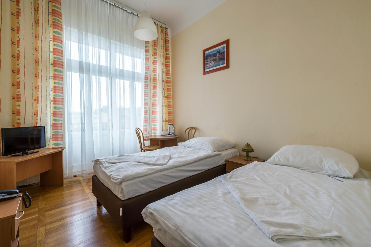 Savoy Wroclaw Hostel Екстериор снимка